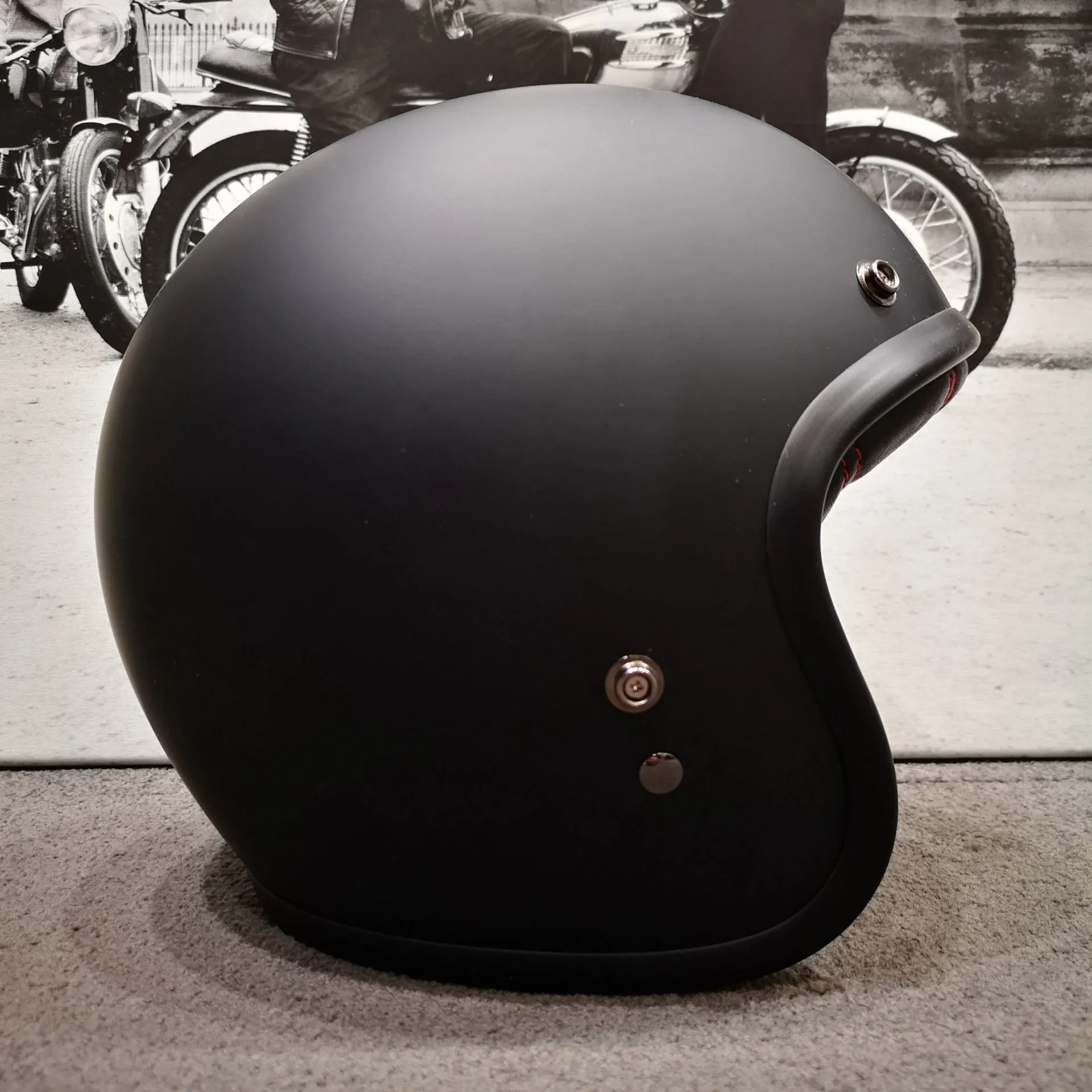 CASQUE BELL – CUSTOM 500 / Solid Matte Black – Image 2