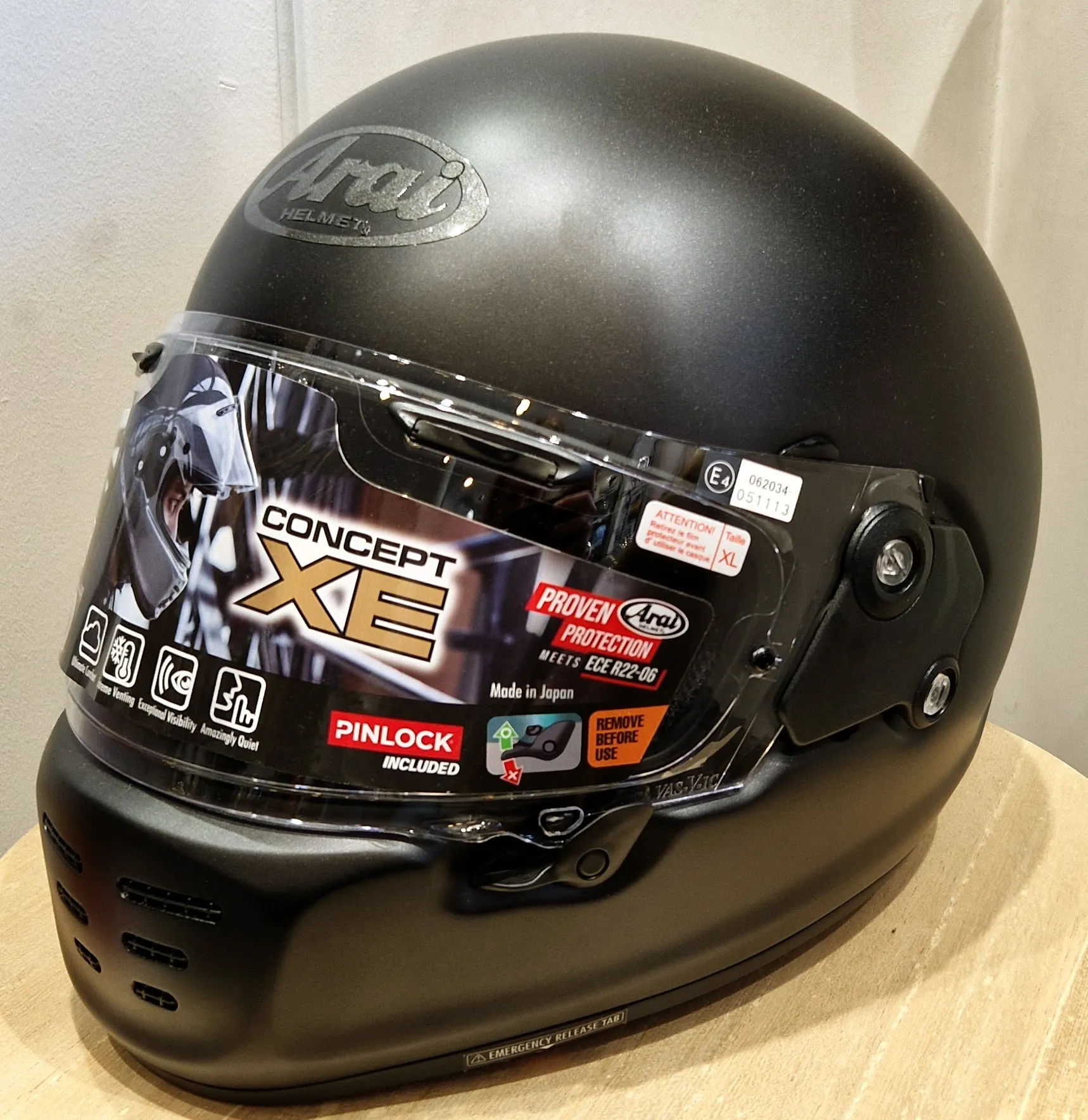 Casque ARAI Concept-XE Frost Black (Noir mat) – Image 4