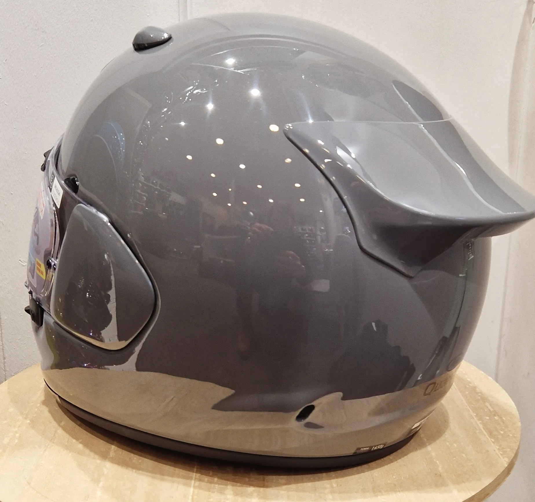 Casque Arai QUANTIC – Modern Grey (Gris nardo) – Image 3