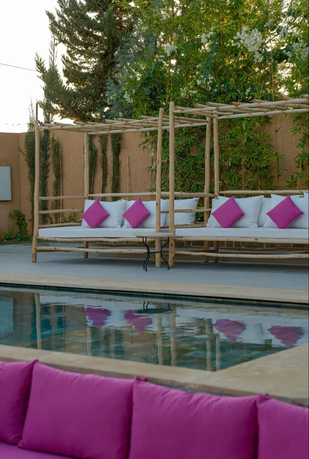 Villa Contemporaine Haut Standing sur 1000 m² – Piscine Design – Image 2