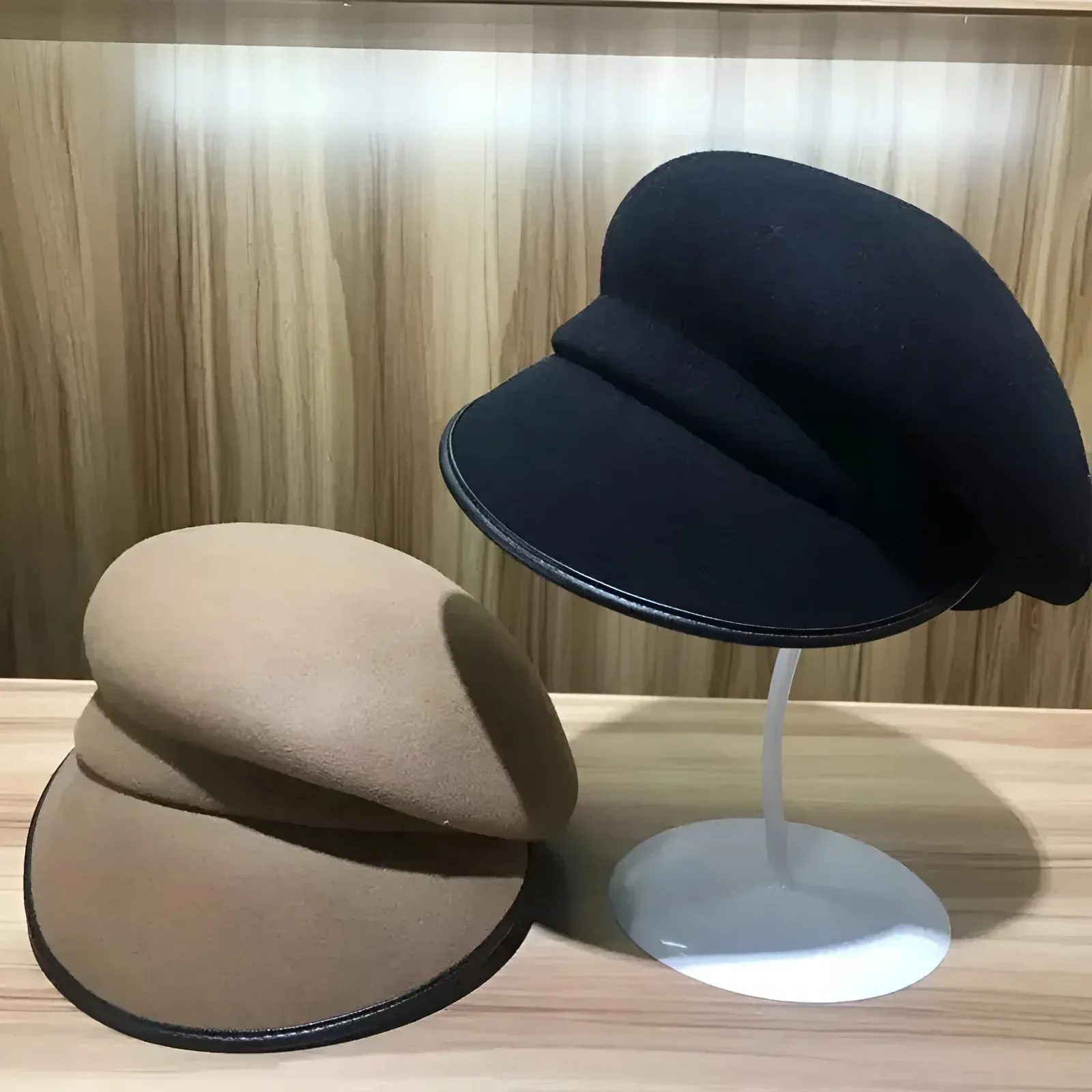Béret Casquette Gavroche Femme en Laine – Image 3