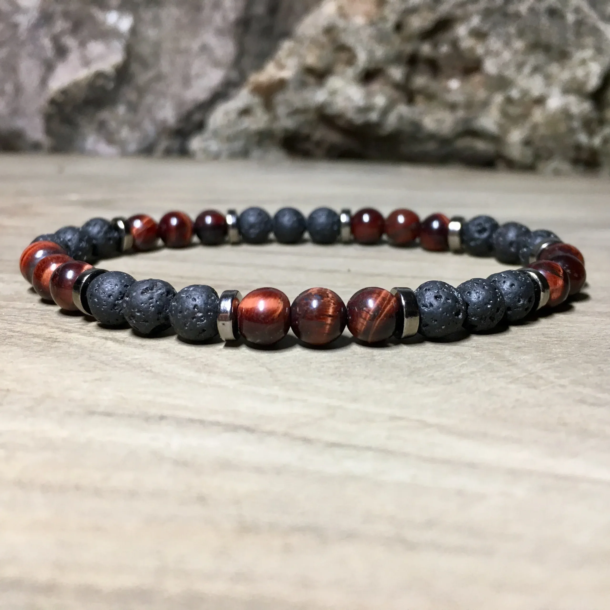 Bracelet « Courage » Oeil de Taureau et Pierre de Lave - 6 mm